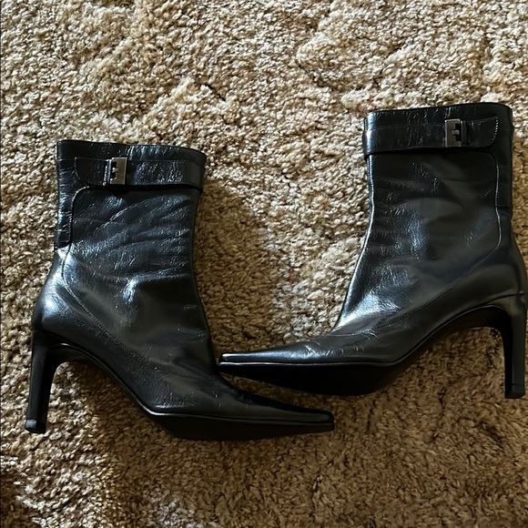 Via Spiga Black Heeled Boots Sleek Design - Picture 1 of 4